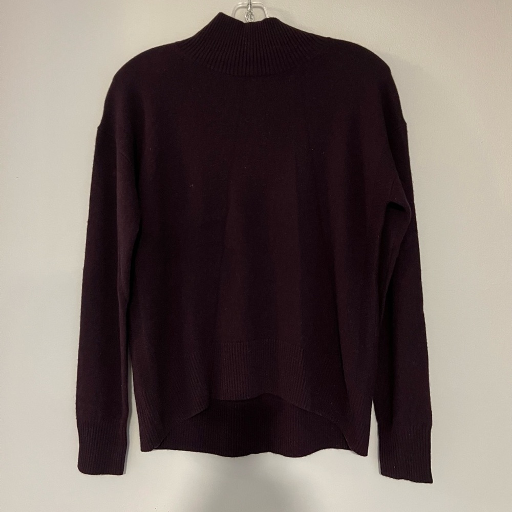 100% Cashmere Women's Dark Purple Turtleneck Sweater XS